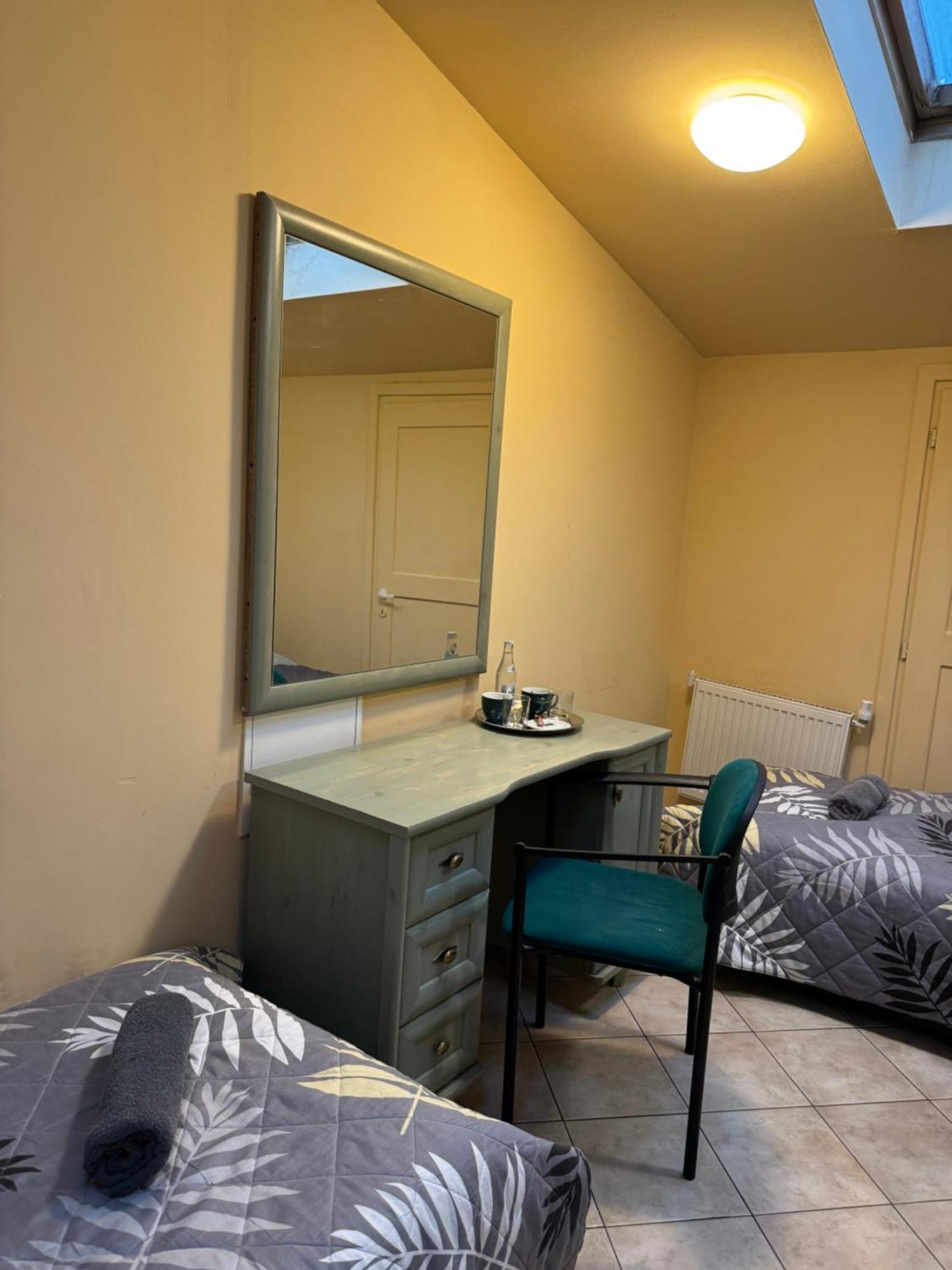 Hostel Va Bank رشيشوف المظهر الخارجي الصورة