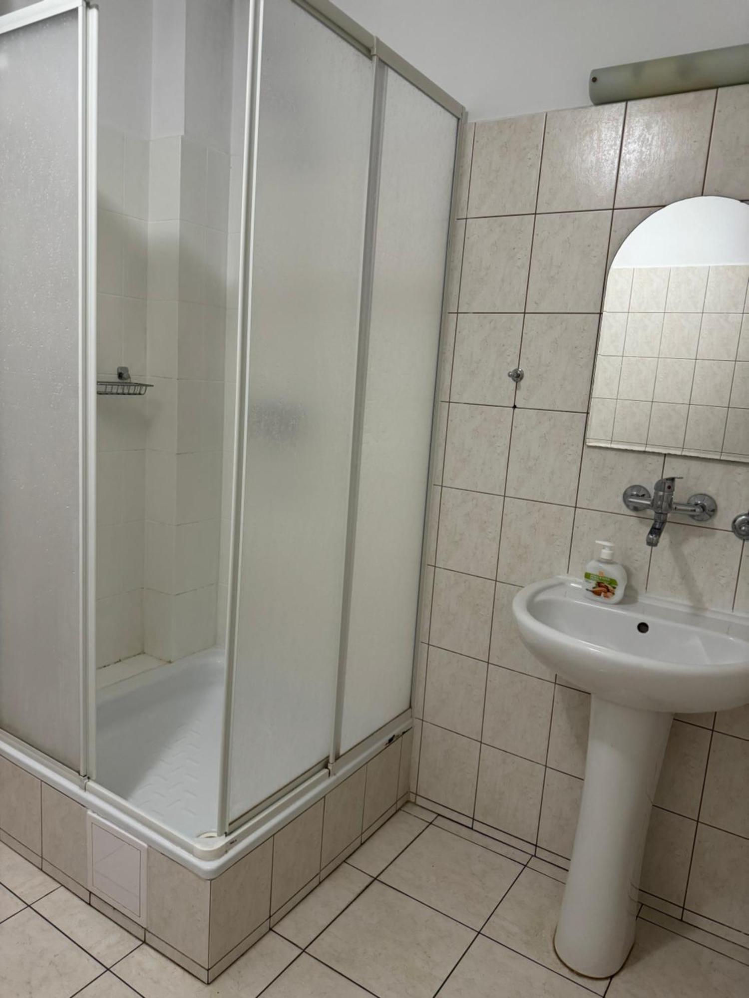 Hostel Va Bank رشيشوف المظهر الخارجي الصورة